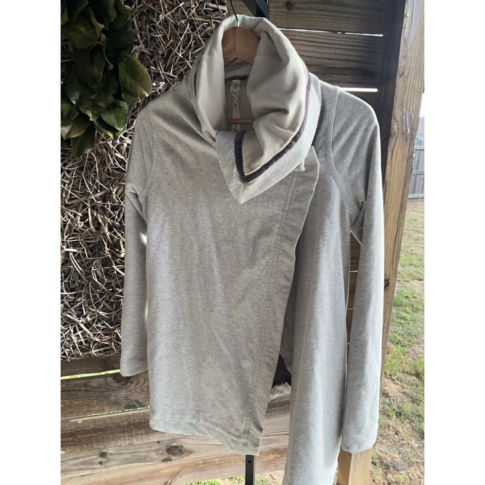 Lululemon Savasana Wrap Coat Gray Size 6 Spandex/cotton